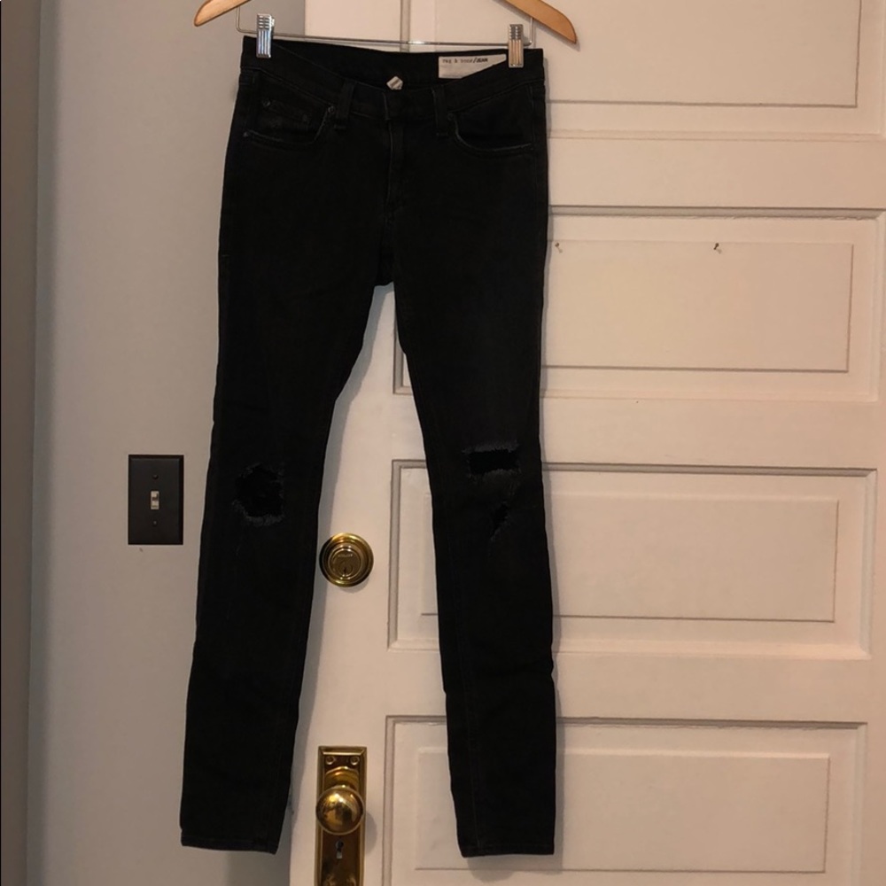 Rag & Bone “Soft Rock” size 26 skinny jeans